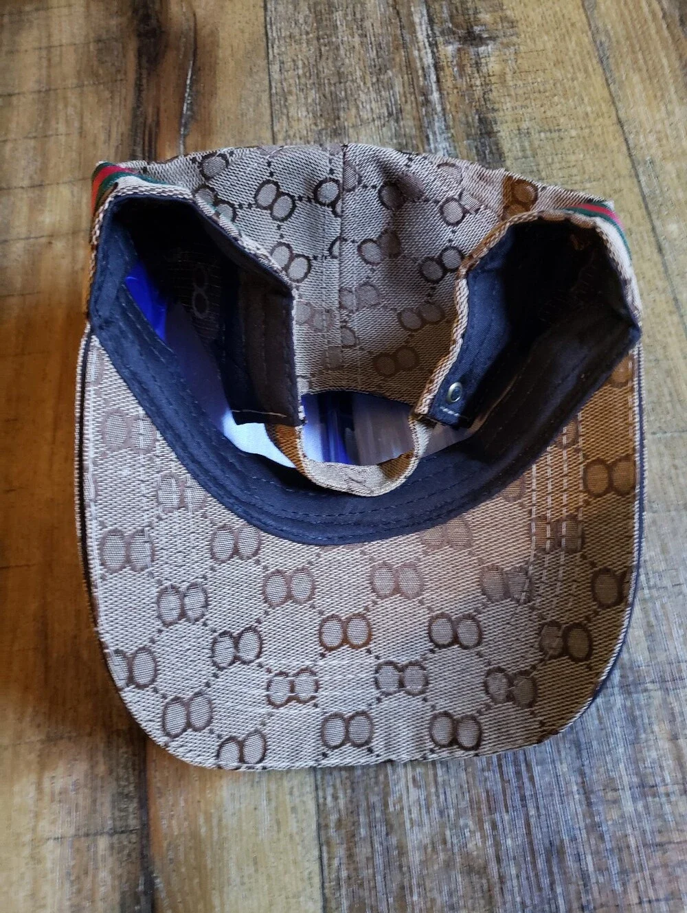 Luxury Beige Monogram Men's Baseball Cap- Green-Red Stripe with Ajustable Latch